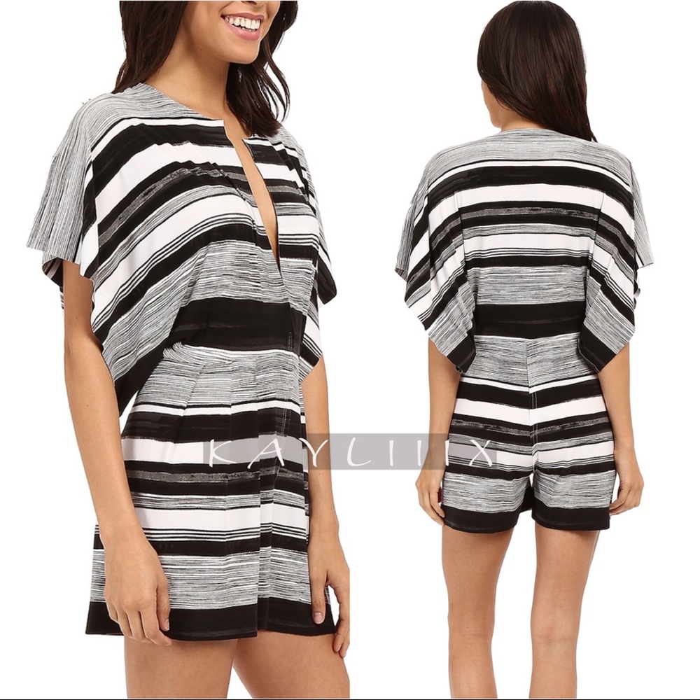 NORMA KAMALI x KAMALIKULTURE RECTANGLE JUMPSHORT